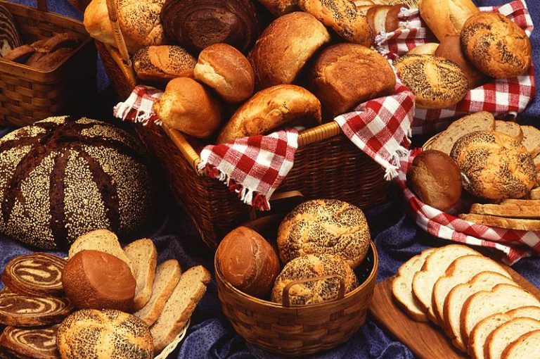 800px-breads_1
